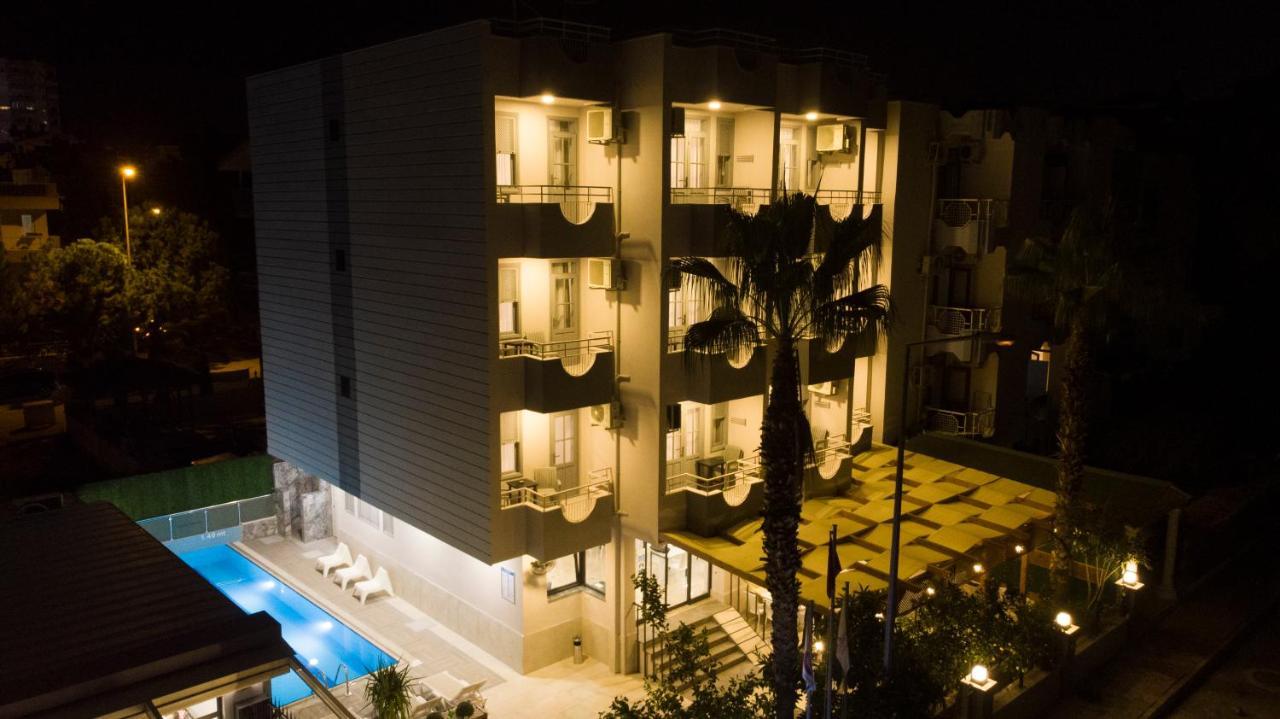 Opera Boutique Hotel 3*